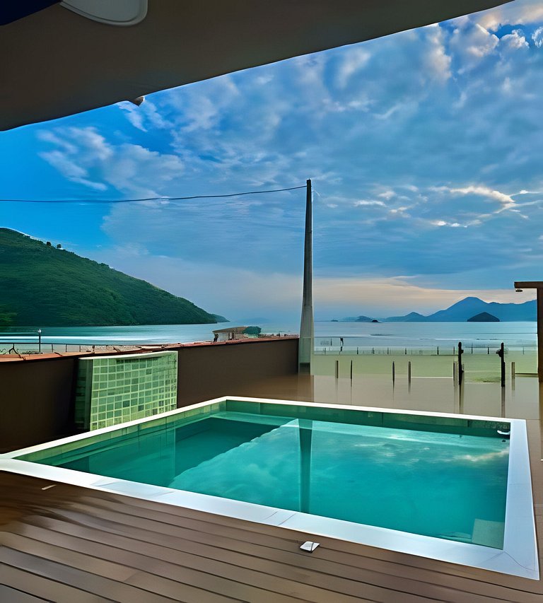 849 Casa com piscina pé na areia