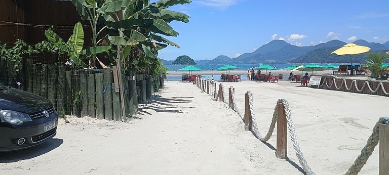 Chalé Pé na Areia 02