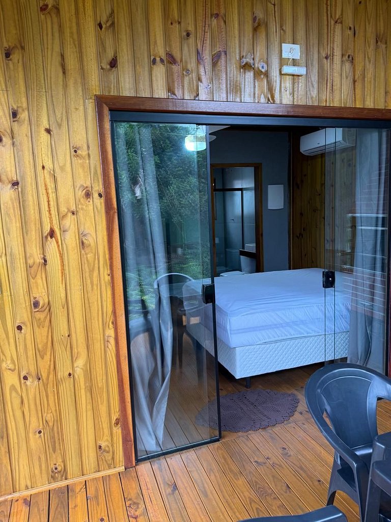 Chalé Pé na Areia 01