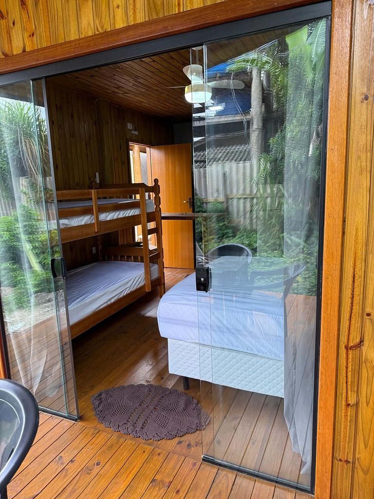 Chalé Pé na Areia 02