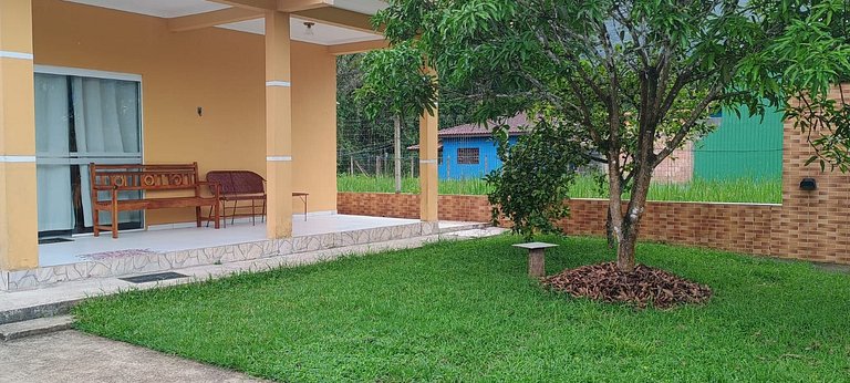 085 - Casa Salmão - Praia do Estaleiro