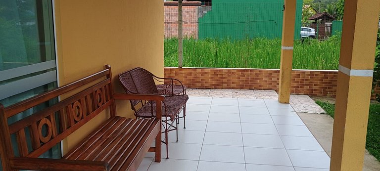 085 - Casa Salmão - Praia do Estaleiro