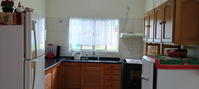 085 - Casa Salmão - Praia do Estaleiro